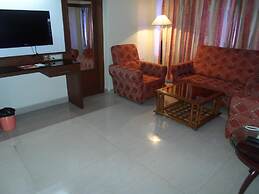 Hotel PLR Grand
