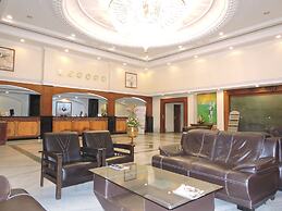 Hotel PLR Grand