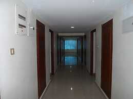 Hotel PLR Grand