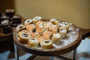 La-Paz Gardens Beacon Hotel - Vasco da Gama Goa