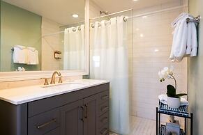 The Mansion on the Sea - Southernmost House in the USA