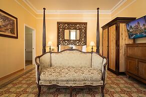 The Mansion on the Sea - Southernmost House in the USA