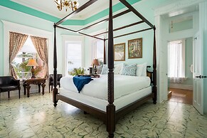 The Mansion on the Sea - Southernmost House in the USA