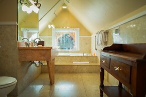 The Mansion on the Sea - Southernmost House in the USA