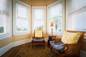 The Mansion on the Sea - Southernmost House in the USA