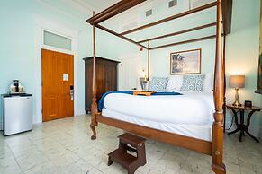 The Mansion on the Sea - Southernmost House in the USA