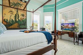 The Mansion on the Sea - Southernmost House in the USA