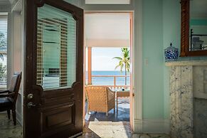 The Mansion on the Sea - Southernmost House in the USA