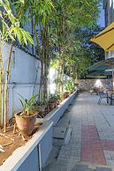 At Home Apartment Hotel