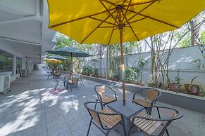 At Home Apartment Hotel