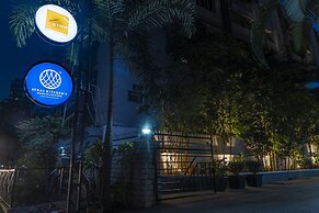 At Home Apartment Hotel