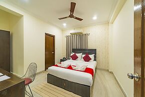 At Home Apartment Hotel