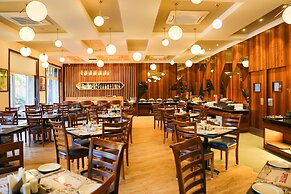 7 Apple Resort Lonavala