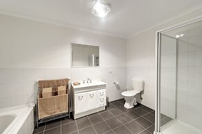 Bungunyah Apartments