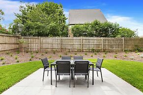 Bungunyah Apartments