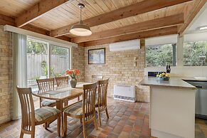 Bungunyah Apartments