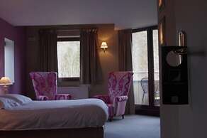 Hostellerie La Claire Fontaine