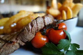 Kilmarnock Arms Hotel