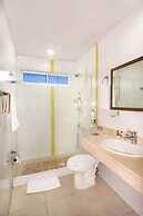 Basic Hotel Centenario by Hoteles MS