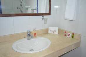 Basic Hotel Centenario by Hoteles MS