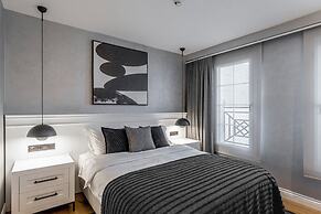 Ena Boutique Hotel & Residences