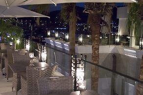 Ena Boutique Hotel & Residences