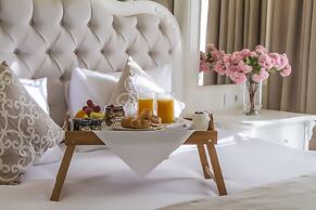 Ena Boutique Hotel & Residences