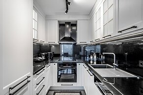 Ena Boutique Hotel & Residences