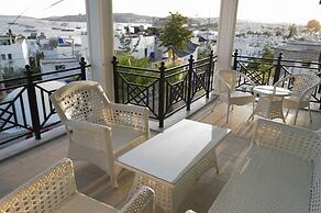 Ena Boutique Hotel & Residences