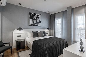 Ena Boutique Hotel & Residences