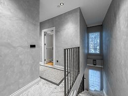 Ena Boutique Hotel & Residences