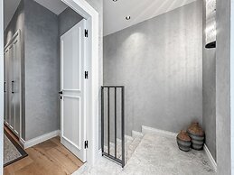 Ena Boutique Hotel & Residences