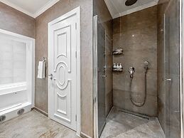 Ena Boutique Hotel & Residences