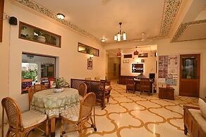 Om Niwas Suite Hotel