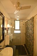 Om Niwas Suite Hotel