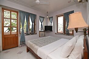 Om Niwas Suite Hotel