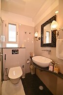 Om Niwas Suite Hotel