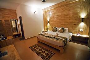 Symphony Palms Beach Resort