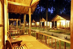 Symphony Palms Beach Resort