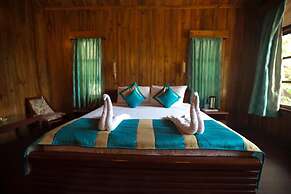 Symphony Palms Beach Resort