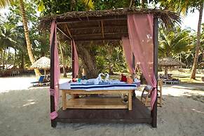 Symphony Palms Beach Resort