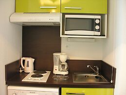 All Suites Appart hotel Bordeaux Lac