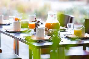 All Suites Appart hotel Bordeaux Lac