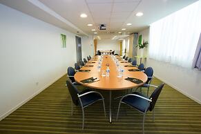 All Suites Appart hotel Bordeaux Lac