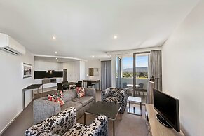 Adina Serviced Apartments Canberra Dickson