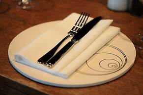 The Crown Hotel Napier