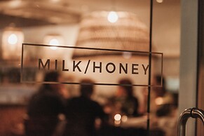 The Crown Hotel Napier