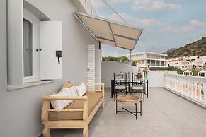 Adrakos Apartments - Adults Only