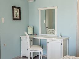 Adrakos Apartments - Adults Only