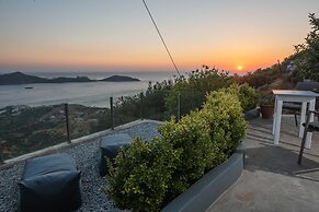 Adrakos Apartments - Adults Only